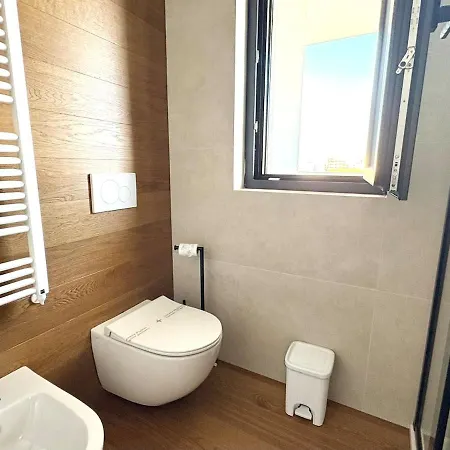 Apartament Bari- Private Terrace- 500 M From The Center Bari